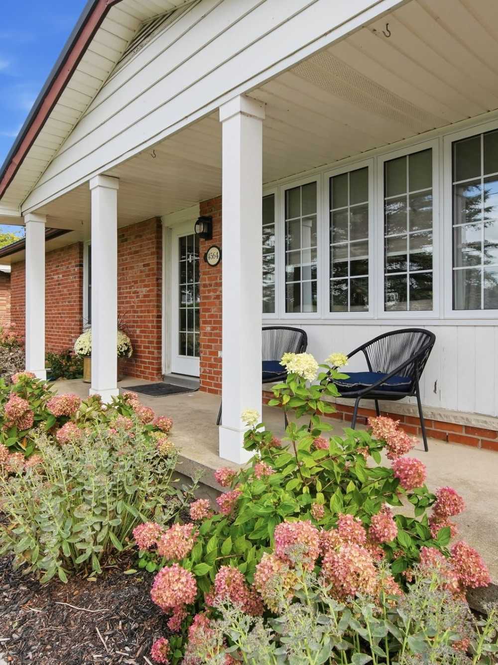 4564 East Road, photo 1